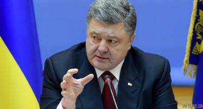 Порошенко поручил местным властям помочь освобожденным заложникам в Харькове