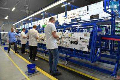 Японский завод в Украине не может набрать работников на зарплату в 7000 грн