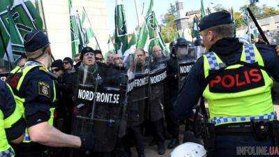 В Британии задержали 6 участников неонацистской движения