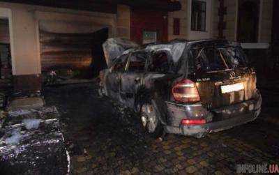 В Ровно подожгли автомобиль, которым пользовался главный фискал области