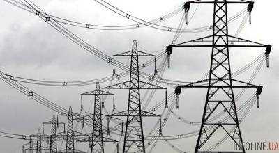 Более 500 специалистов работают над восстановлением электроснабжения в Одесской области