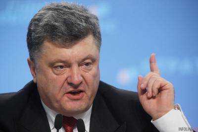 Порошенко выступил за ужесточение санкционной политики против РФ