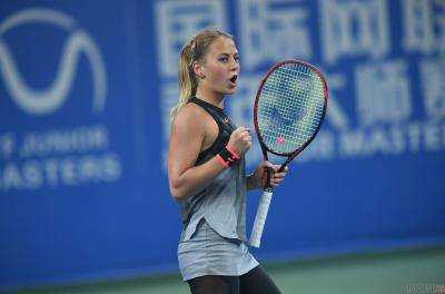 Украинская теннисистка Марта Костюк вышла в четвертьфинал теннисных соревнований в Австралии
