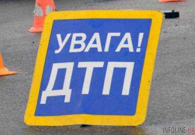 В Киеве произошло ДТП с участием двух легковушек и двух микроавтобусов