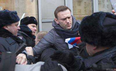 Навального обвинили в избиении полицейских