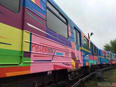 В столичном метро появится поезд для влюбленных в Киев