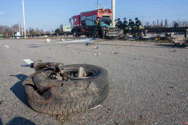 Под Днепром смертельное ДТП: на Полтавском шоссе погиб водитель