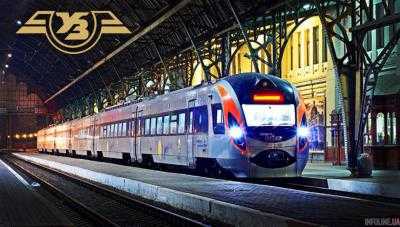 "Укрзализныця" назначила 16 дополнительных поездов на март