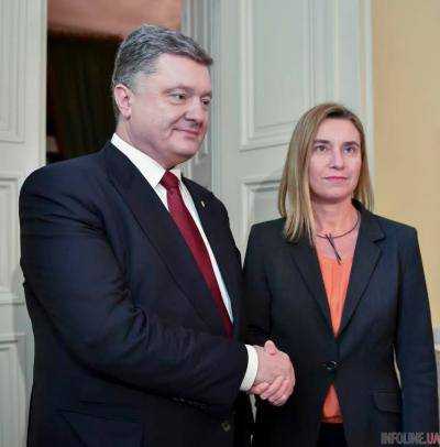 Порошенко и Могерини скоординируют позиции по выборам президента РФ в Крыму