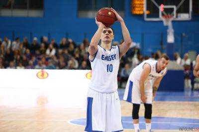 Клуб баскетболиста Фесенко пробился в четвертьфинал Кубка Европы ФИБА