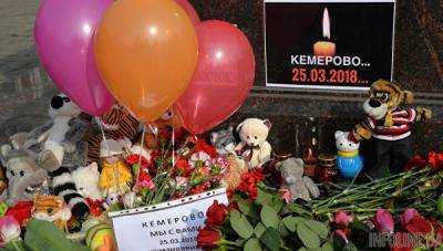 Весь город в слезах: в Кемерово хоронят погибших в «Зимней вишне». Опубликованы душераздирающие кадры