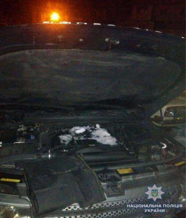 В Киеве взорвался Range Rover, пострадал владелец