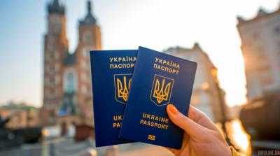 Украинцы не могут выехать в Европу, тысячи людей не пускают на границе