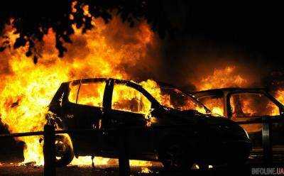 Ночью под Киевом горели четыре автомобиля