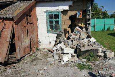 Боевики обстреляли Николаевку: повреждены частные дома