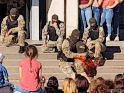 "Перерізання горла" на дитячому святі: як спецназівці привітали дітей в Енергодарі