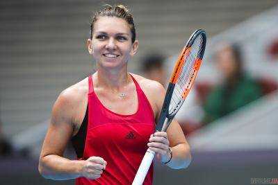 Первый номер мирового женского тенниса Симона Халеп третий раз в карьере стала финалисткой "Ролан Гаррос"