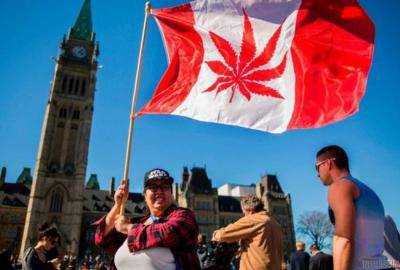 Парламент Канады легализовал марихуану