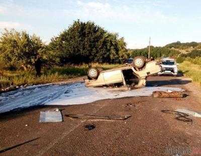 В Николаевской области перевернулось авто с несовершеннолетними: есть погибший