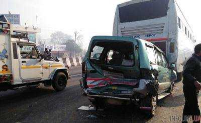 В Индии автобус попал в ДТП: есть жертвы