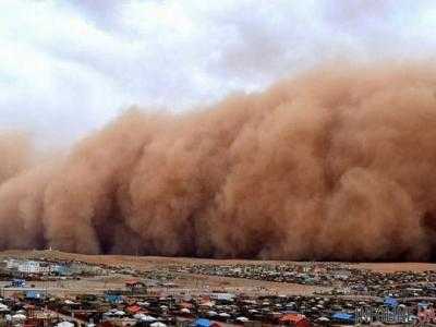 Харьков накрыла сильная песчаная буря