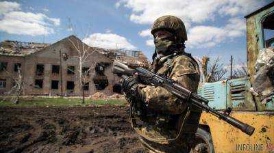 На Донбассе боевики совершили 18 обстрелов позиций украинских военных