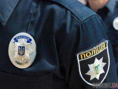 Неизвестные с оружием в Киеве похитили из авто сумку со 100 тыс. грн
