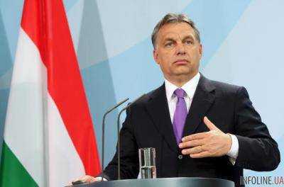 Никто не поможет: Венгрия задумала "откусить" Закарпатье