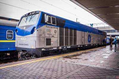 Первый локомотив General Electric сегодня отправят в Украину