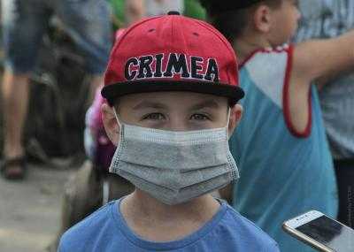 Завод-убийца все еще дымит: на юге Херсонской области объявили эвакуацию в связи с загрязнением в Крыму