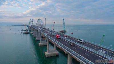 В сети показали новые фото "уставшего" Крымского моста