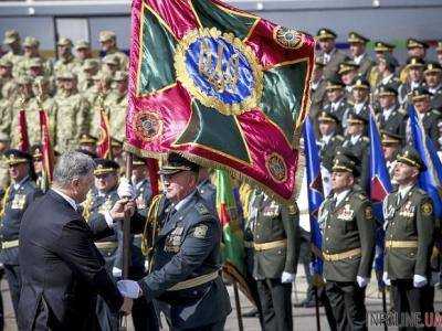 Президент подписал закон в отношении воинского приветствия "Слава Украине!"