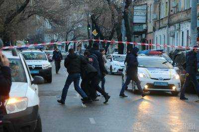 В центре Киева произошла стычка во время проверки полицией автомобиля