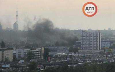 В Киеве горел завод