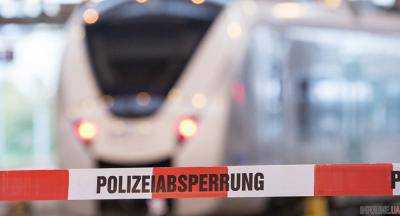 В Германии поезд столкнулся с фурой: почти 20 пострадавших