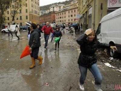 Непогода в Италии унесла жизни уже 11 человек.Видео