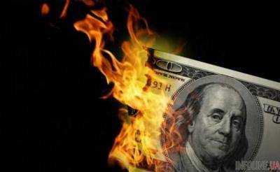 Доллар рухнет, крах неизбежен: когда наступит валютный апокалипсис