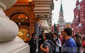 Москву всколыхнула массовая эвакуация ТЦ из-за угрозы взрыва