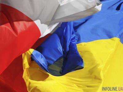 Польша не имеет прибыли от торговли оружием в Украине