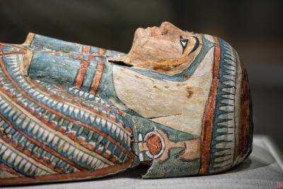 Под Каиром нашли восемь саркофагов с мумиями