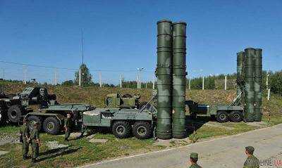 Россиянам в оккупированном Крыму освятили ЗРК С-400