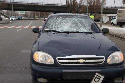 В Днепре под Кайдакским мостом Chevrolet сбил женщину на пешеходном переходе