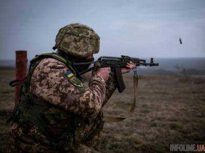 На Донбассе боевики уже трижды обстреляли позиции ОС