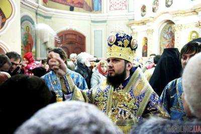 Митрополит Епифаний проводит первое Богослужение в Киеве