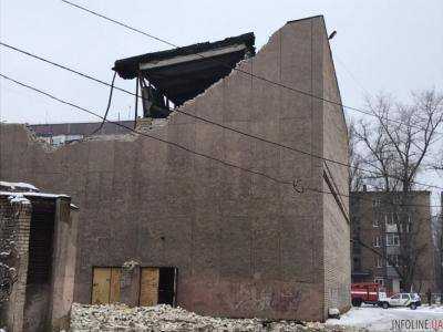 В Кривом Роге обрушилось здание кинотеатра