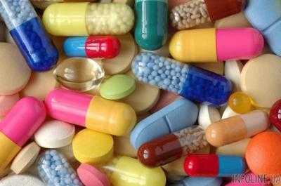 Эксперт рассказал, как аптеки зарабатывают на украинцах в разгар эпидемий