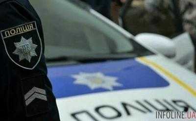 Харьковский офицер полиции получил ранения головы и шеи