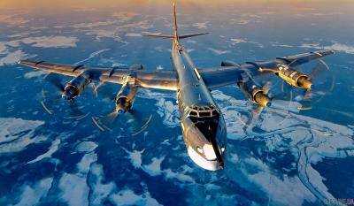 Из-за двух российских бомбардировщиков Ту-160 ВВС США и Канады подняли по тревоге пять самолетов