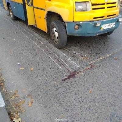 В Одесской области в ДТП с маршруткой погибла 14-летняя девочка