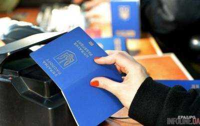 Из-за безвиза украинцы стали чаще выезжать за границу